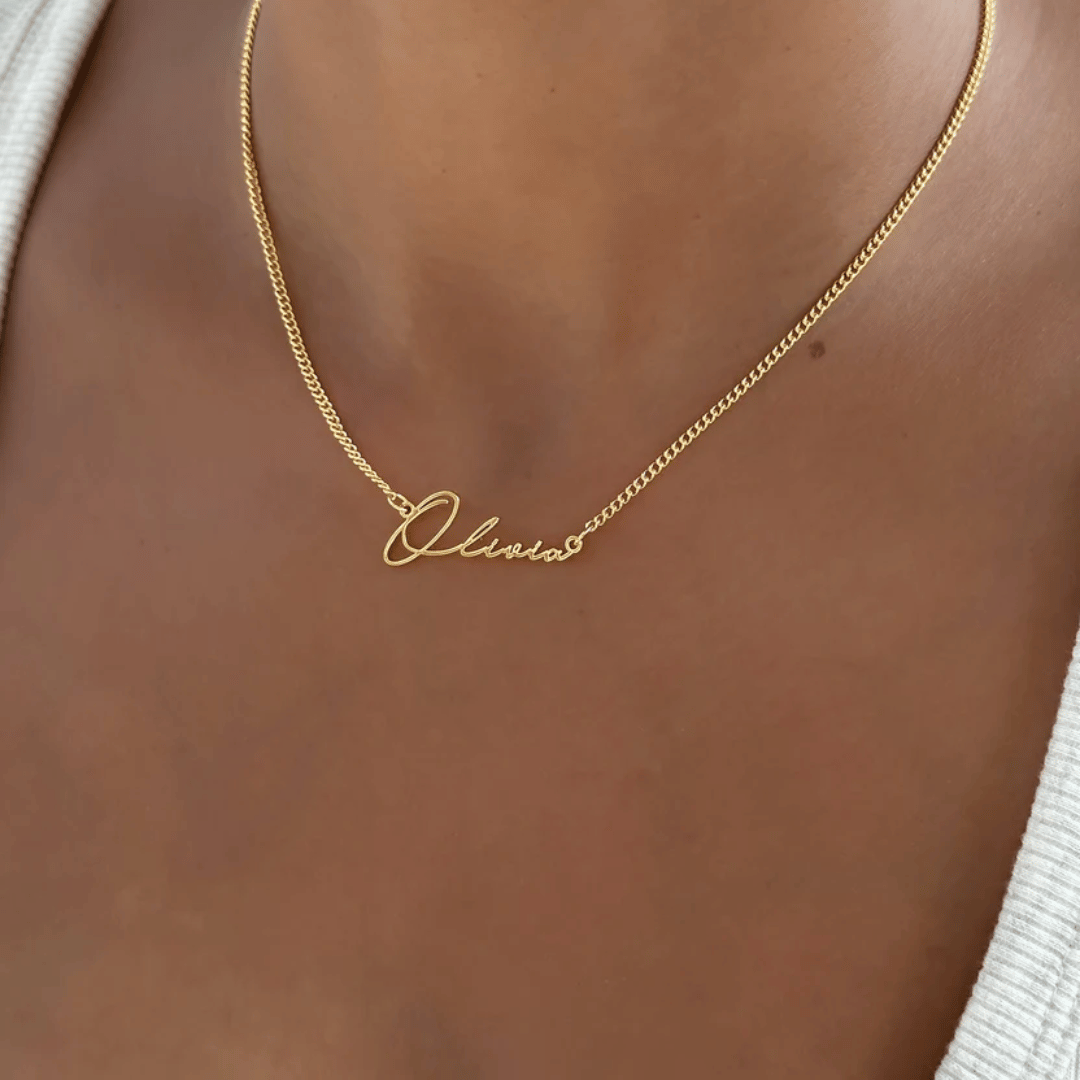Baby Name Necklaces: The Personalised Gift New Mums Love - Moonela UK