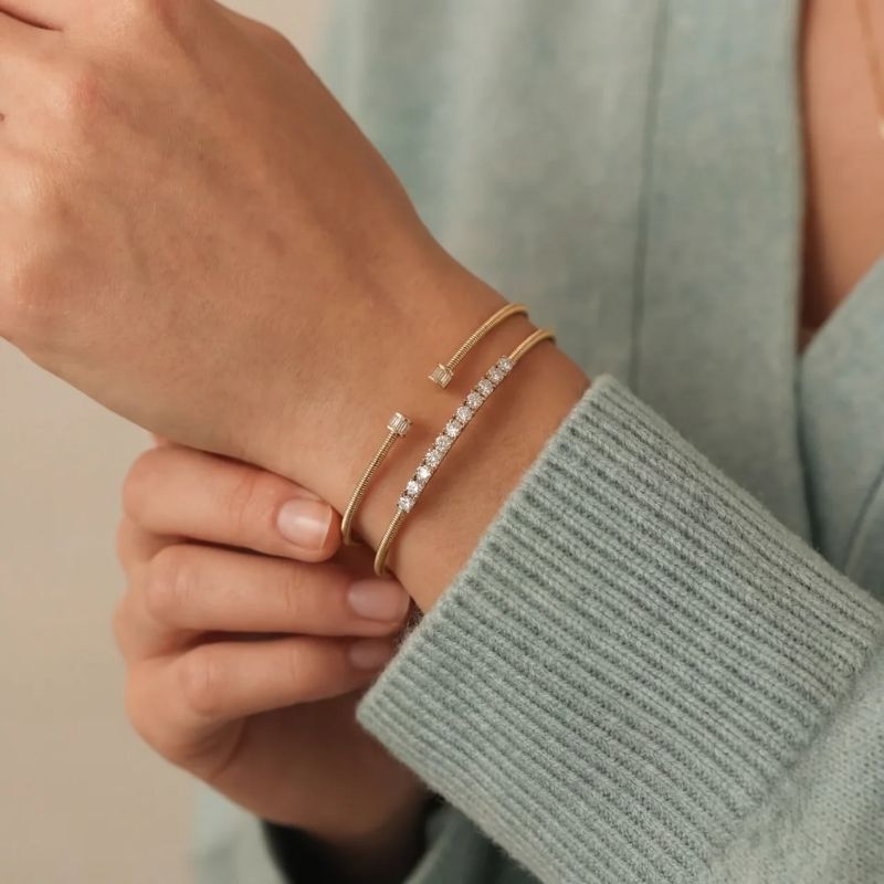 Crystal Tennis Bracelet UK: Complete Style Guide - Moonela UK