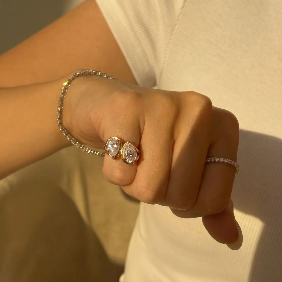 Toi Et Moi Pear Ring