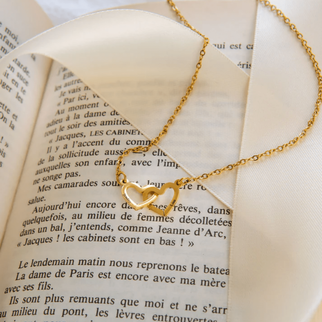 Intertwined Hearts Necklace – Custom 2 Names