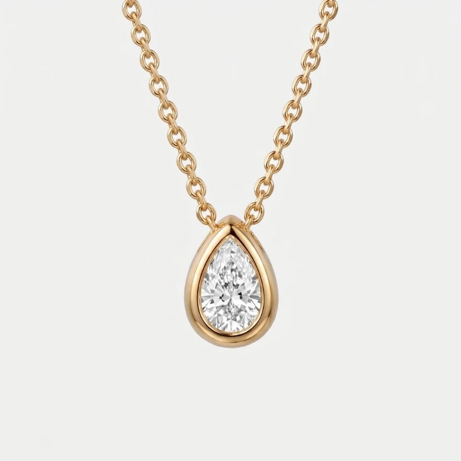 Kamar Necklace in 18K gold
