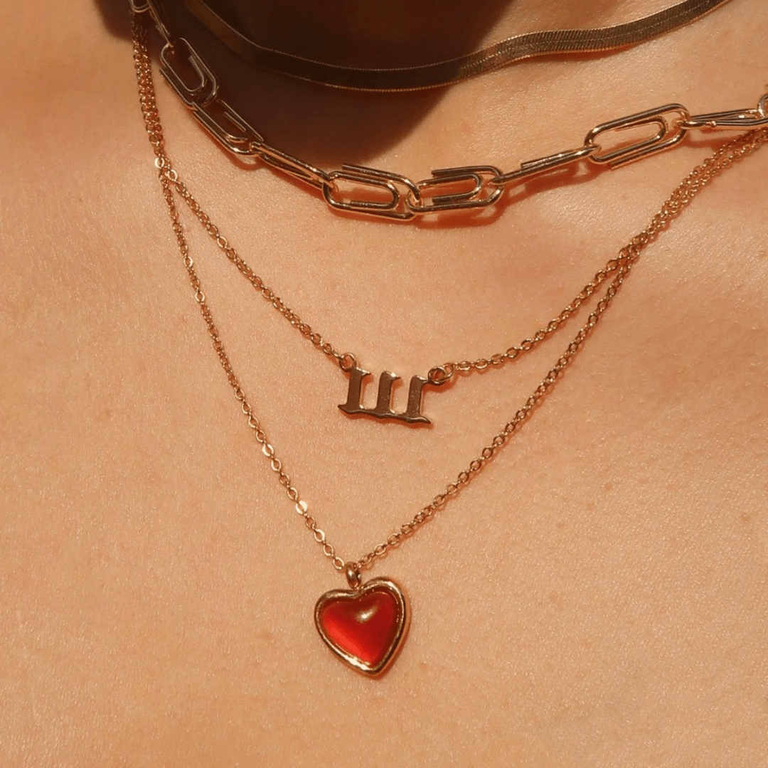 model wearing minimalist carnelian necklace – bold yet refined aesthetic